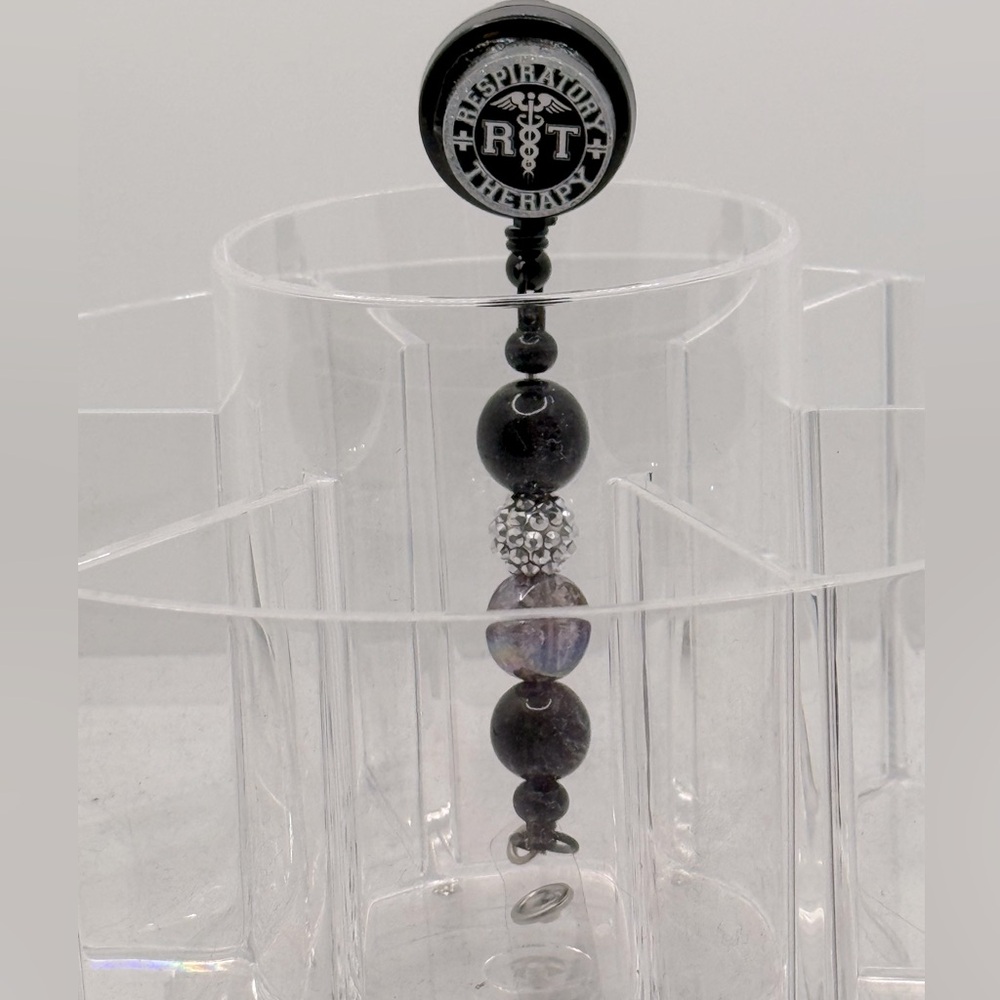 Black and Silver Respiratory Therapy Badge Reel